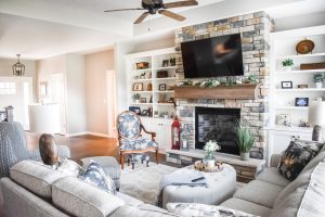 Traditional Style Living Room
